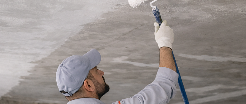 Побелка потолка